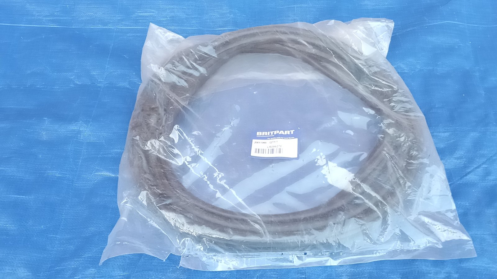004 WINDSCREEN RUBBER 1.jpg