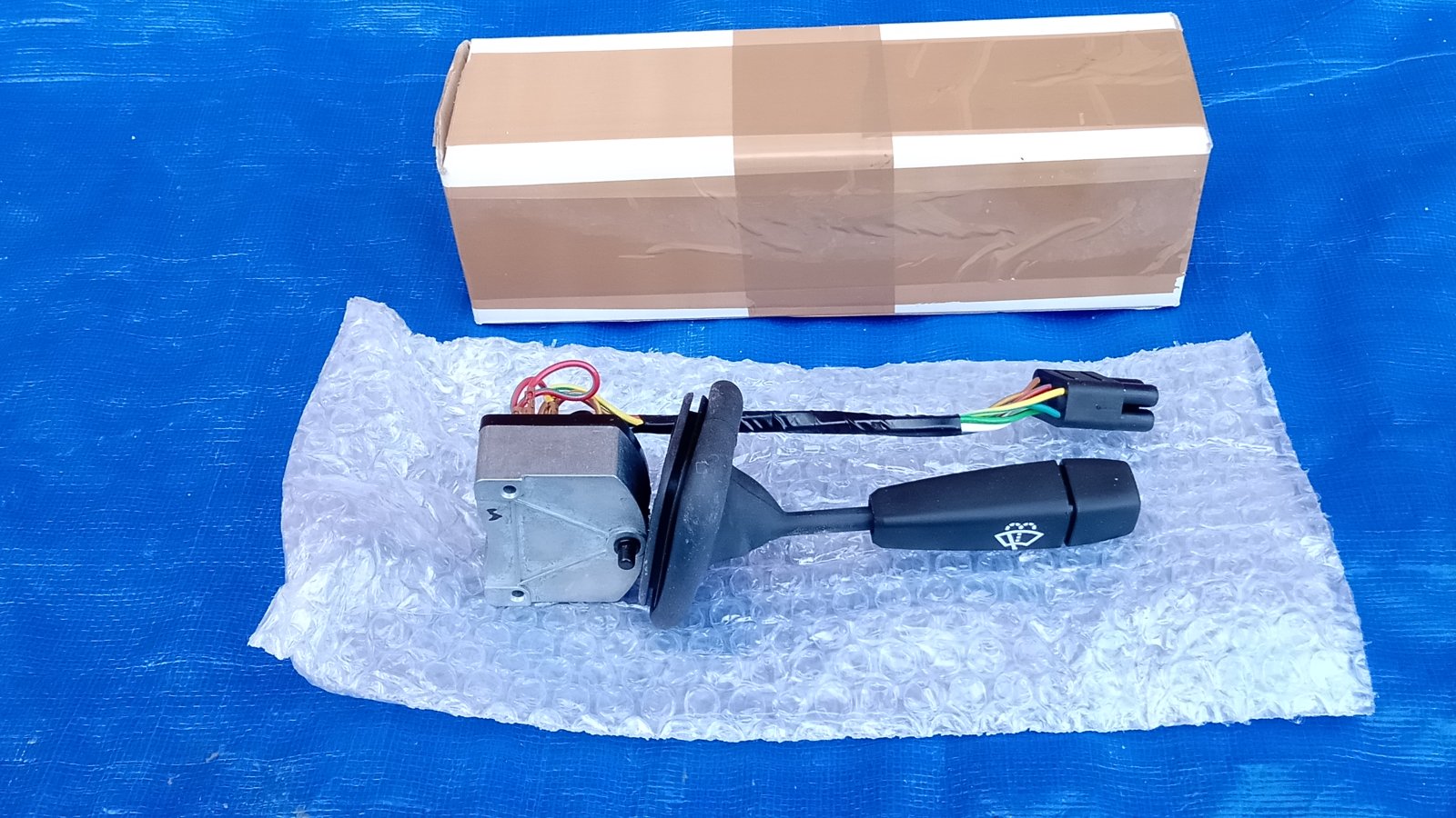 006 WIPER SWITCH 1.jpg