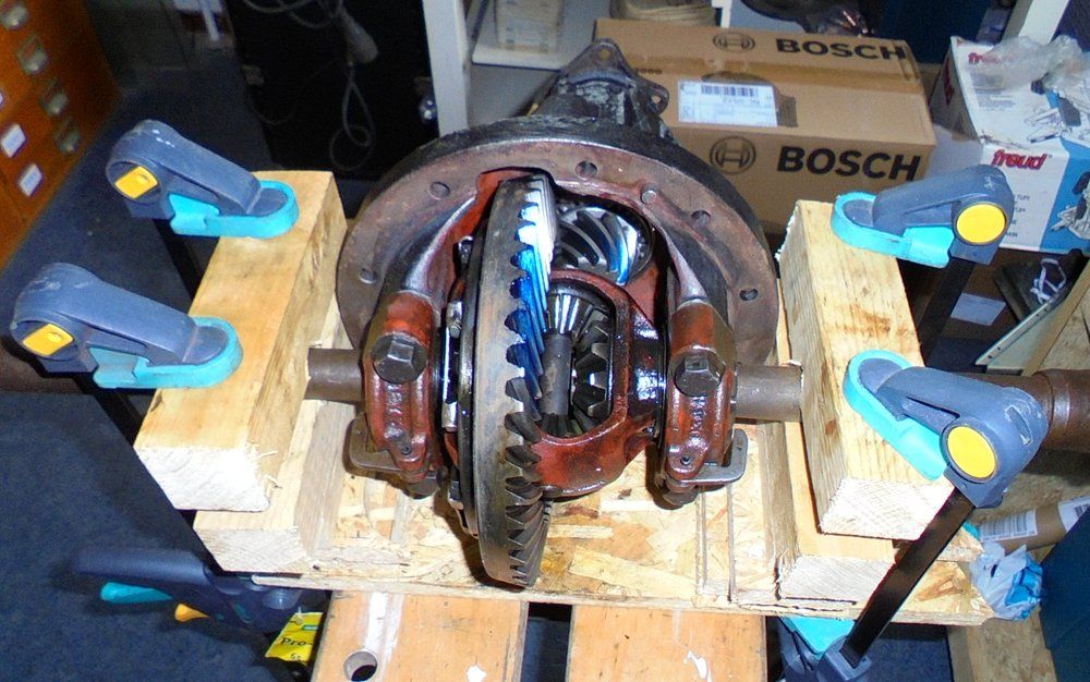 1965 series 2a station wagon adjusting rear differential applying load for contact patch.JPG