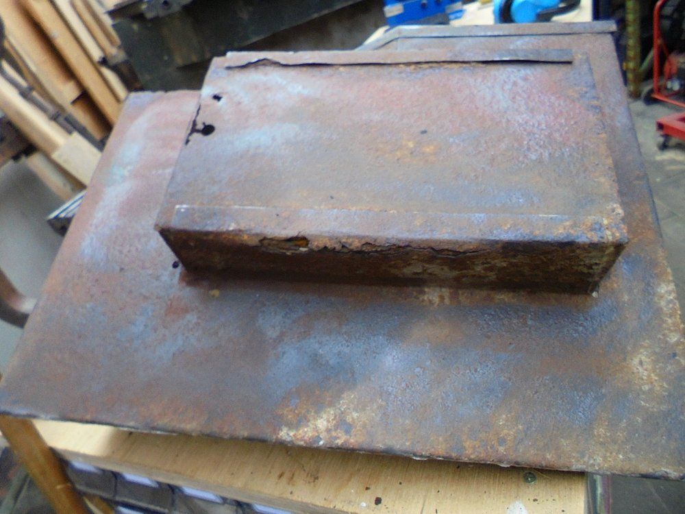 1965 series 2a station wagon battery tray damage3.JPG