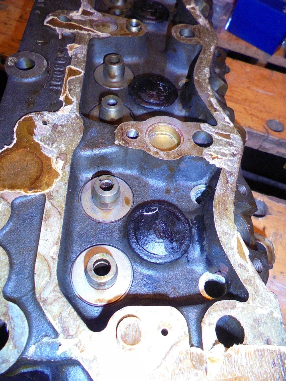 1965 series 2a station wagon diesel cylinder head 601469 picture4.JPG