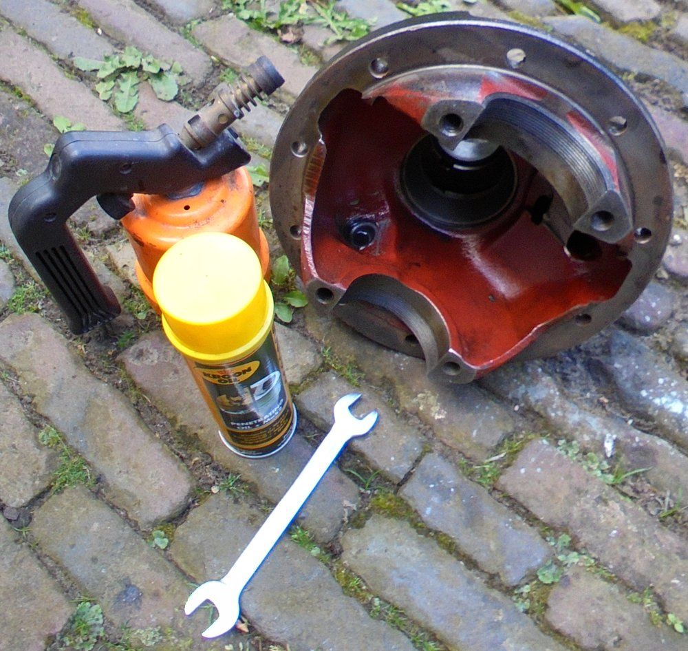1965 series 2a station wagon differential fill plug removal1.JPG