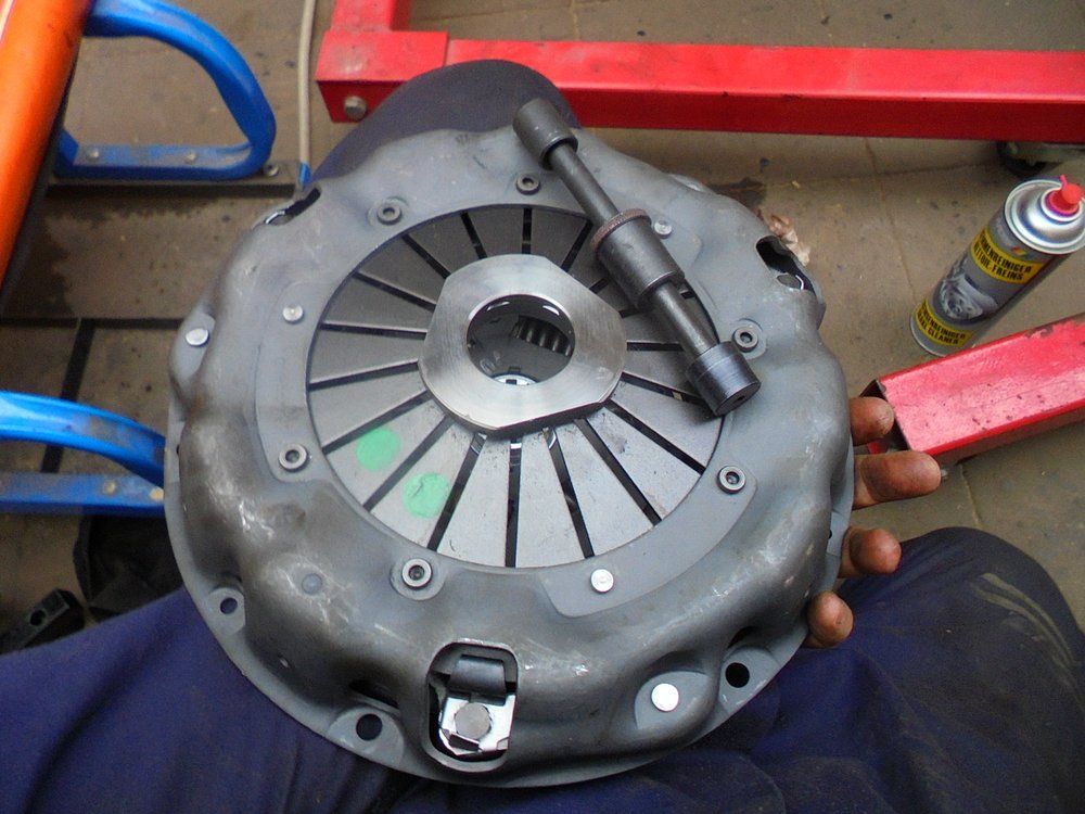 1965 series 2a station wagon fitting clutch1.JPG