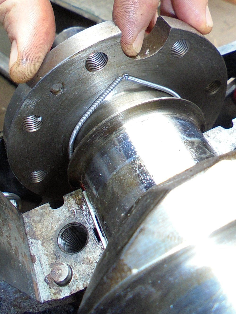 1965 series 2a station wagon fitting rear crankshaft seal2.JPG