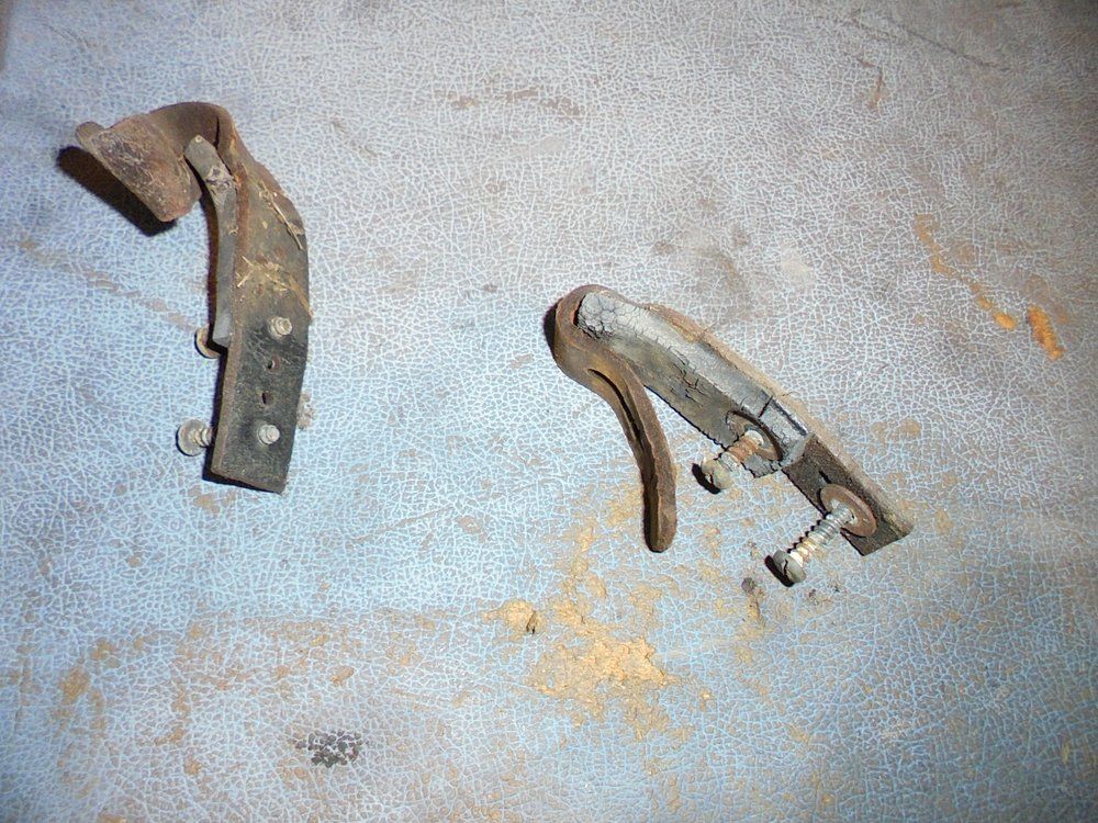 1965 series 2a station wagon front seat back in bits4.JPG