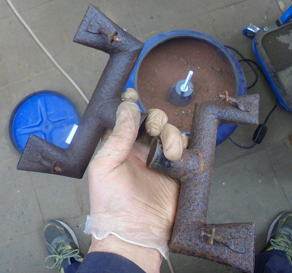1965 series 2a station wagon heater tubes in vibrating drum1.JPG