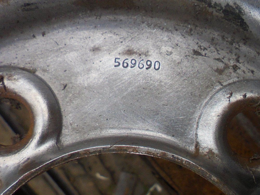 1965 series 2a station wagon road wheel markings4.JPG