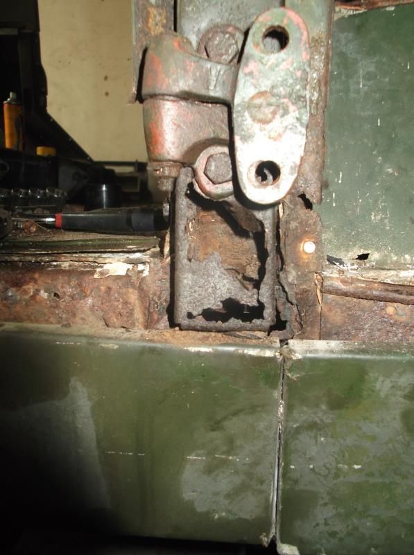 1965 series 2a station wagon second row door pillar bottom rhs1.JPG
