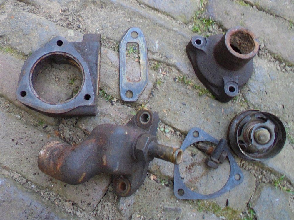 1965 series 2a station wagon thermostat housing3.JPG