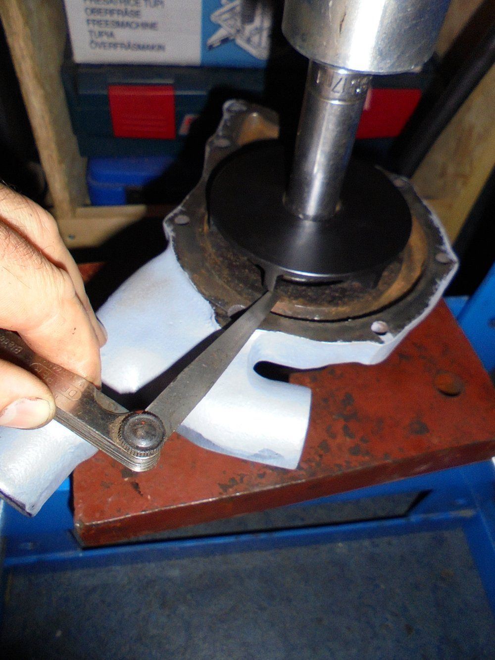 1965 series 2a station wagon water pump rebuild 1st attempt8.JPG