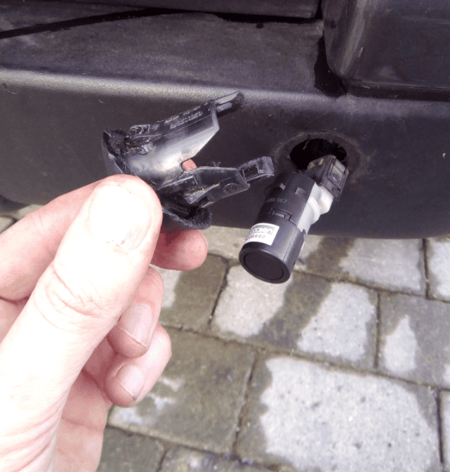 Freelander 1 quick and easy parking sensor replacement