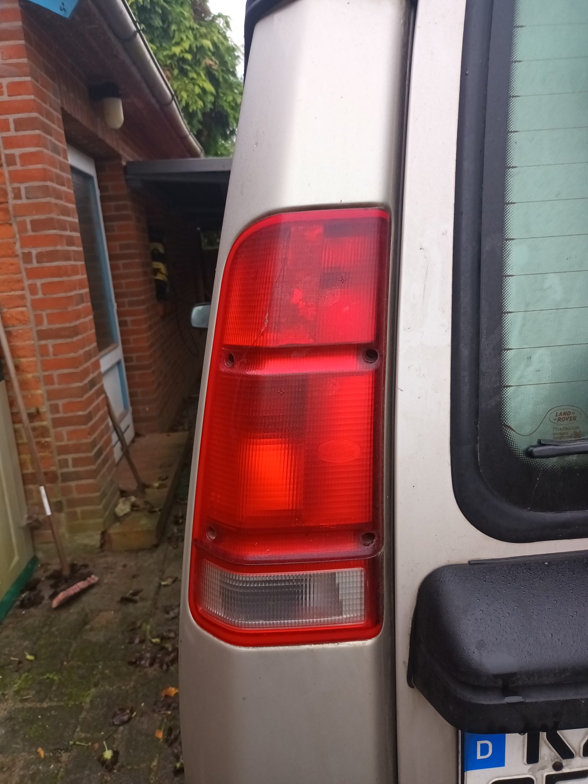 Discovery 2 rear lights sales