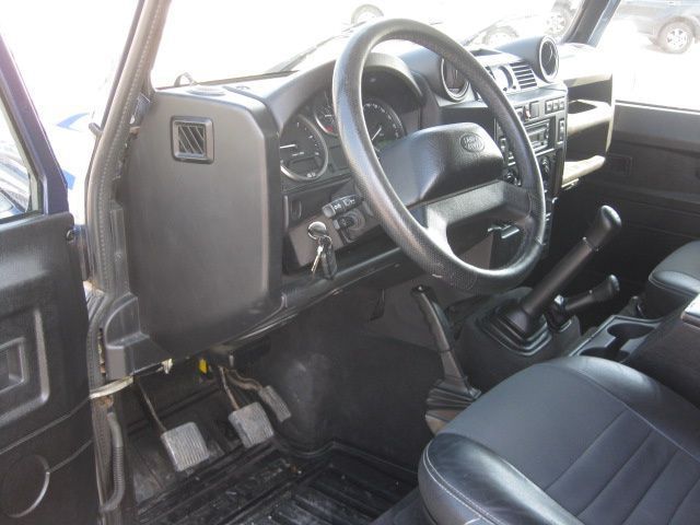 ab_orig_35619753_land-rover-defender-land-rover-defender-110-2-4-soft-top-base-90kw-m6-3d.jpg