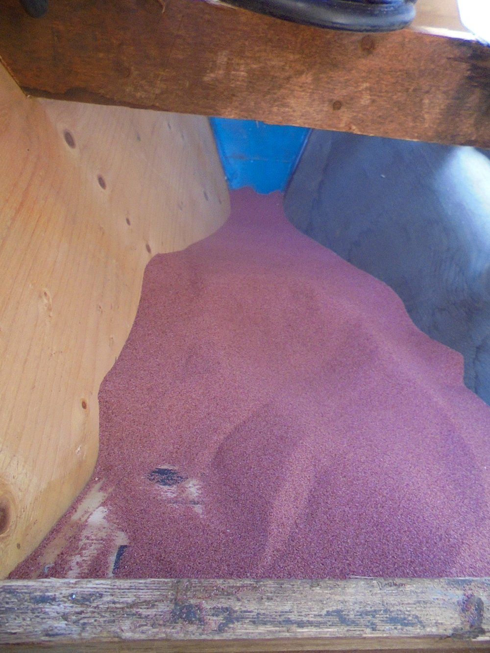 Big sand blasting cabinet new speed blast2.JPG