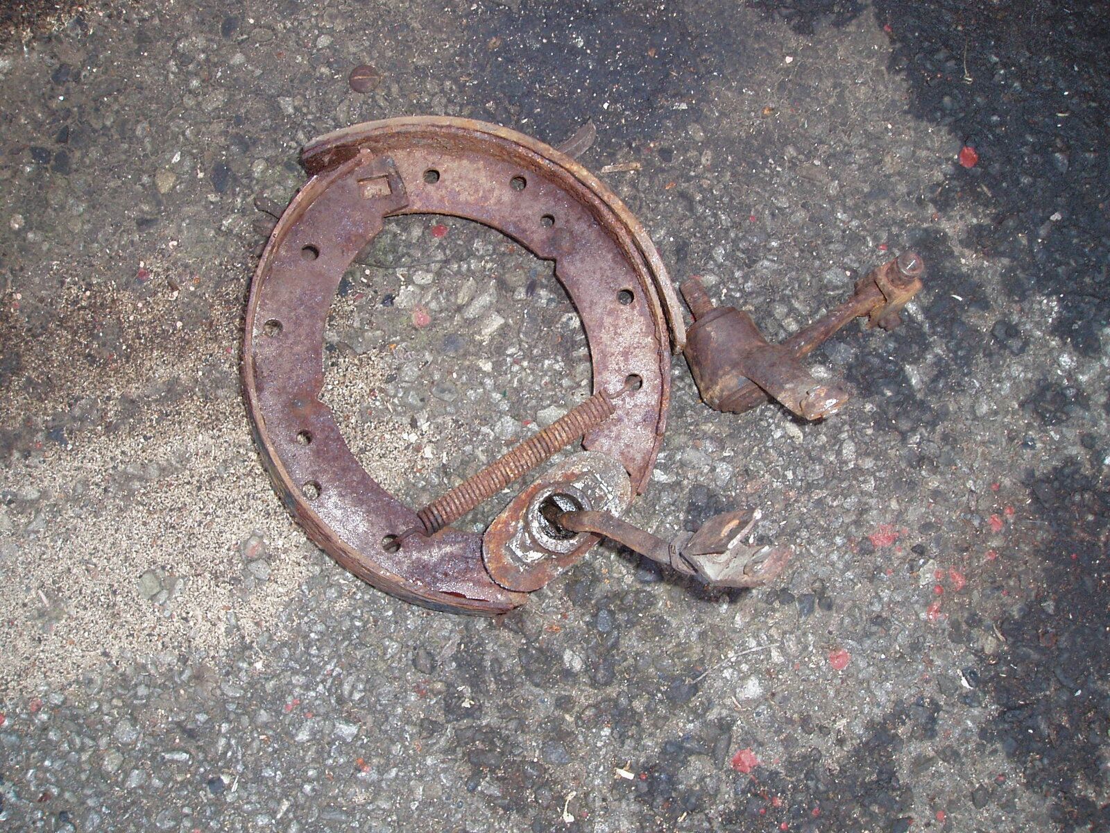 Dead handbrake 2.JPG