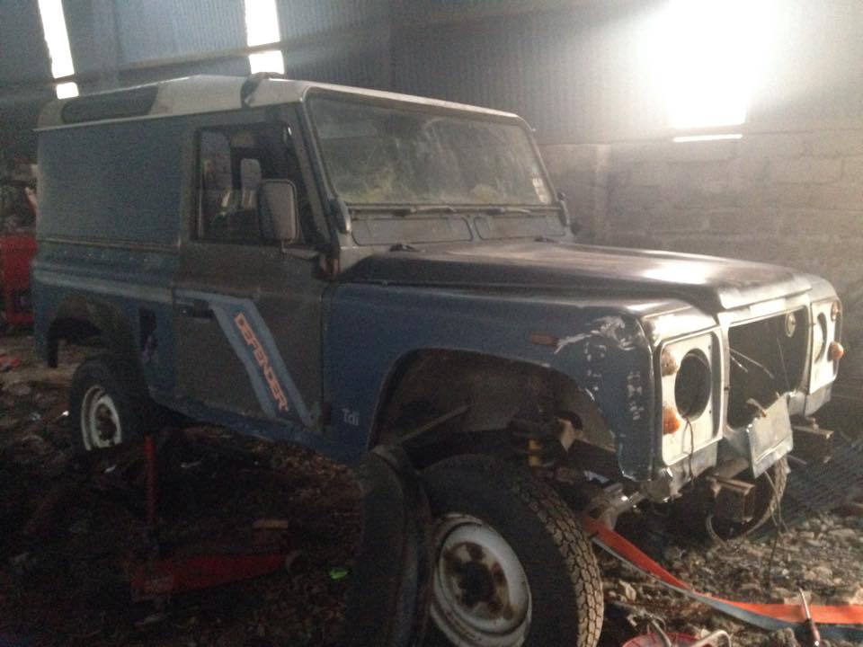 defender on chassis drivers front.jpg