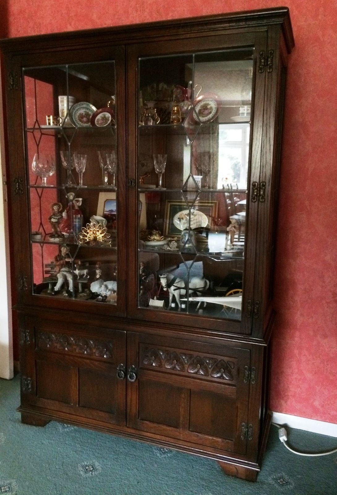 Display Cabinet.JPG
