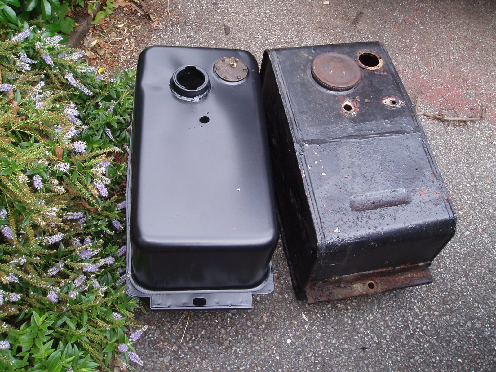 Fuel tanks 2.JPG