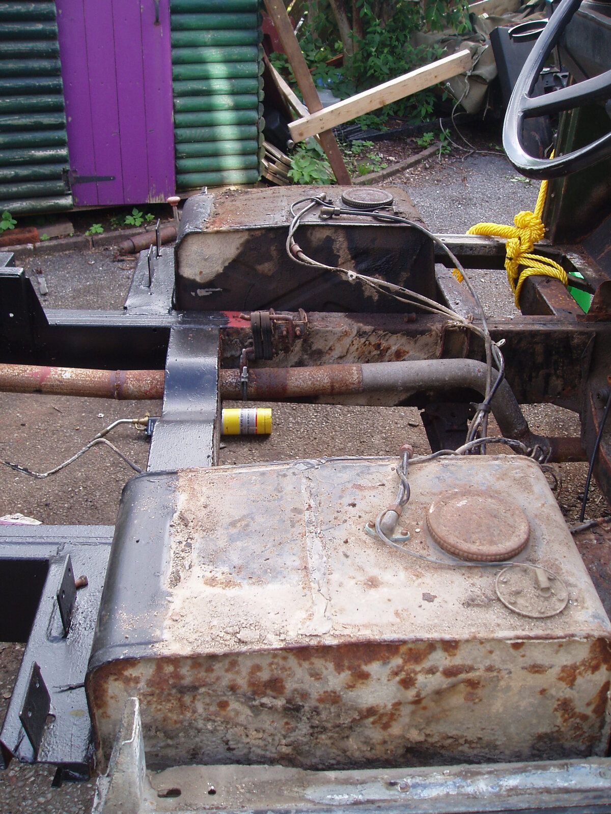 Fuel tanks.JPG