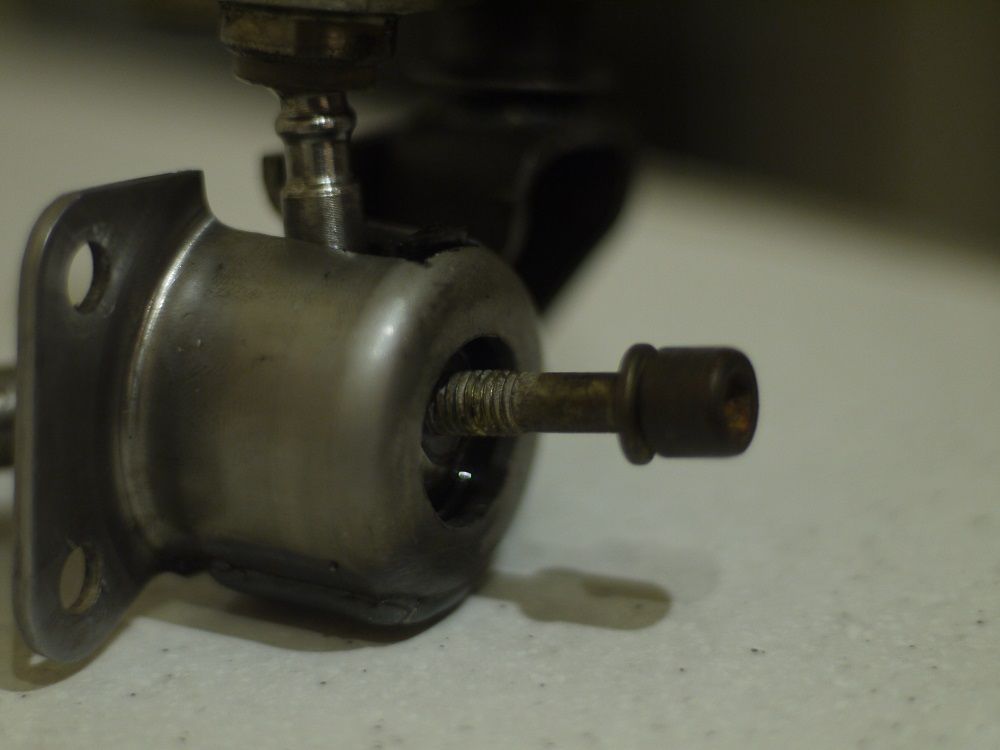 Gear lever two.jpg
