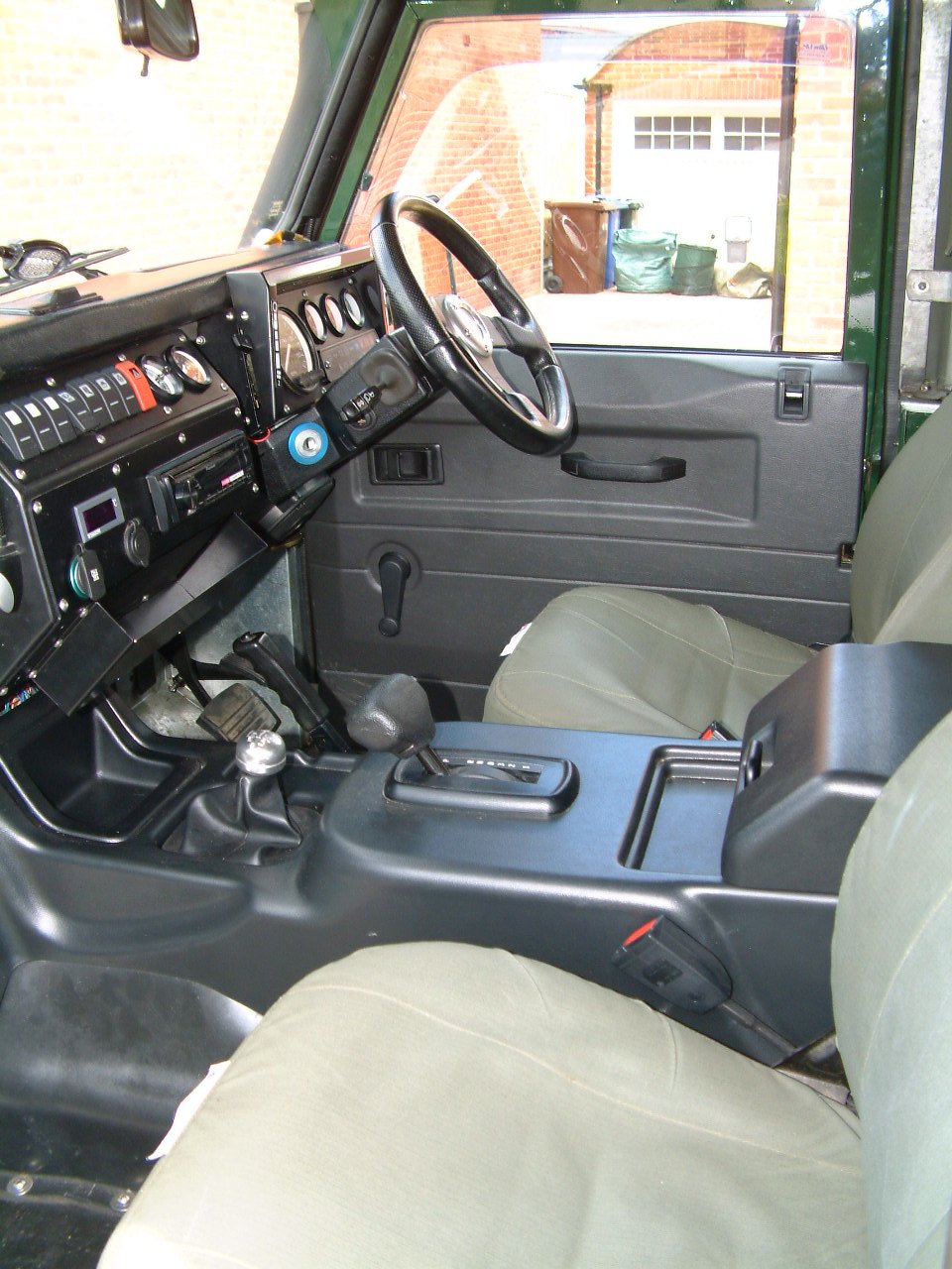 INTERIOR 3.JPG