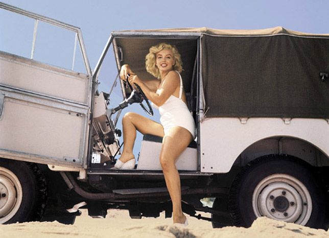 Land-Rover-and-Marilyn-Monroe.jpg