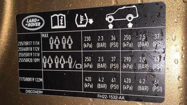 Land-Rover-Discovery-Landmark-2016-recommended-tyre-pressure.jpg