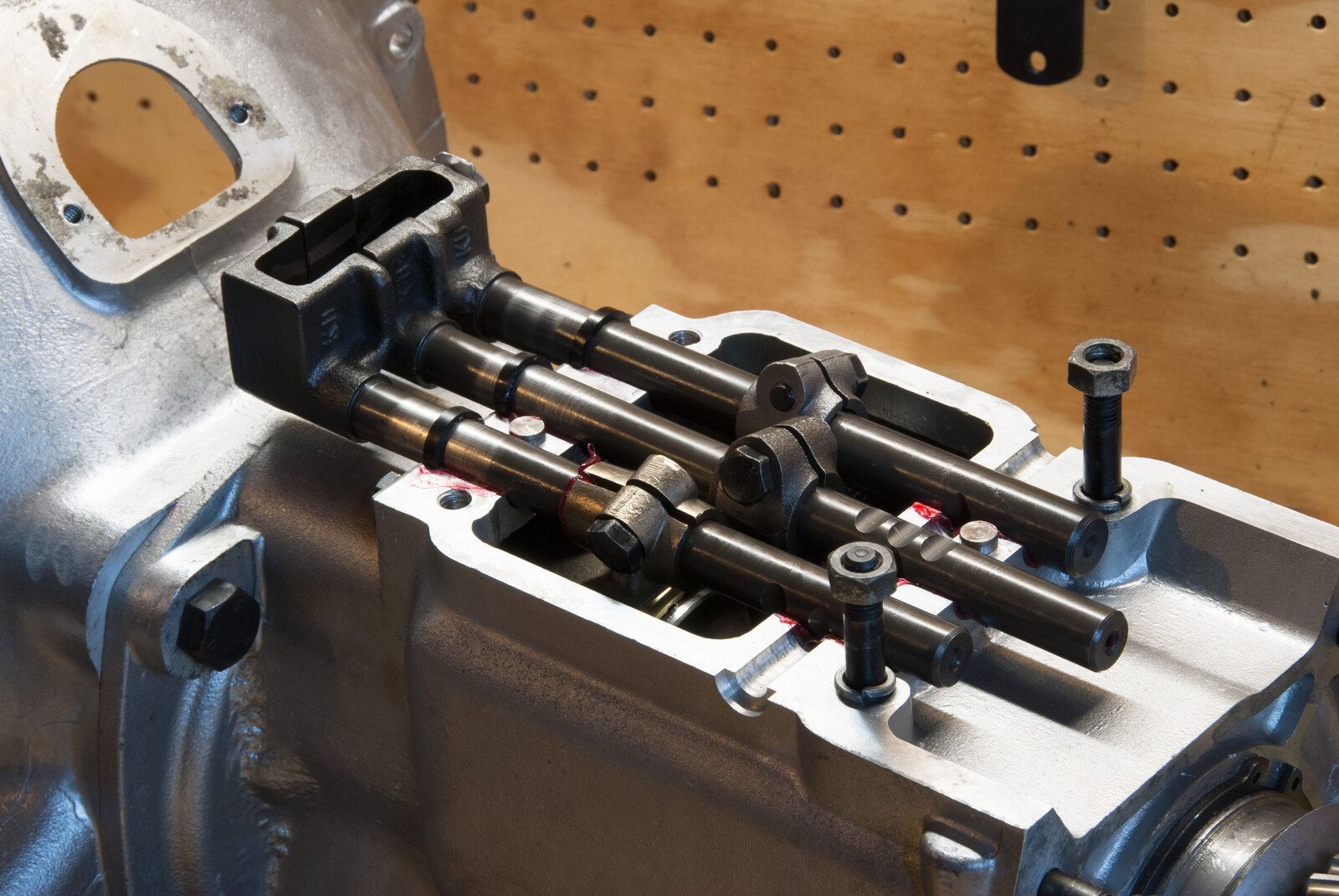 land-rover-series-3-gearbox-selectors-lg.jpg