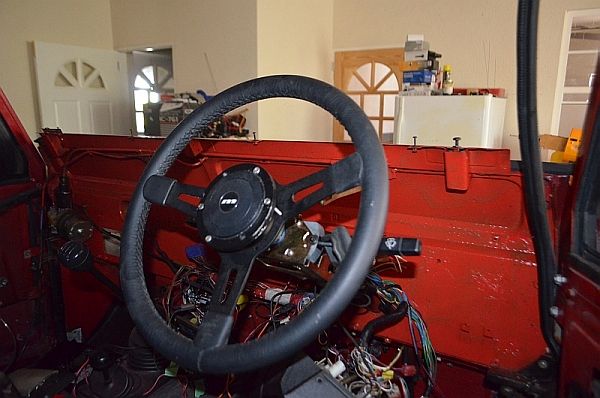 Mountney steering wheel 22.jpg