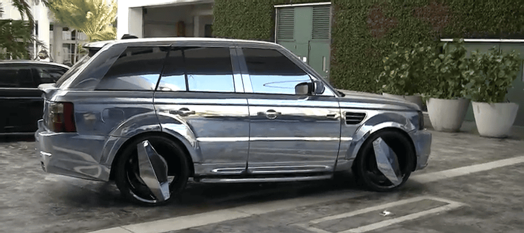 nasty-chrome-wrapped-range-rover.png