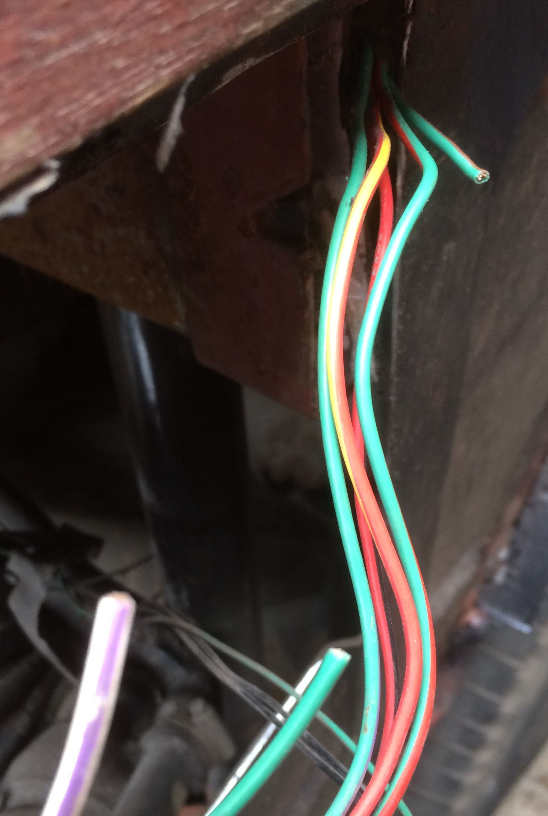 NS cut wiring by fuel access hatch.JPG