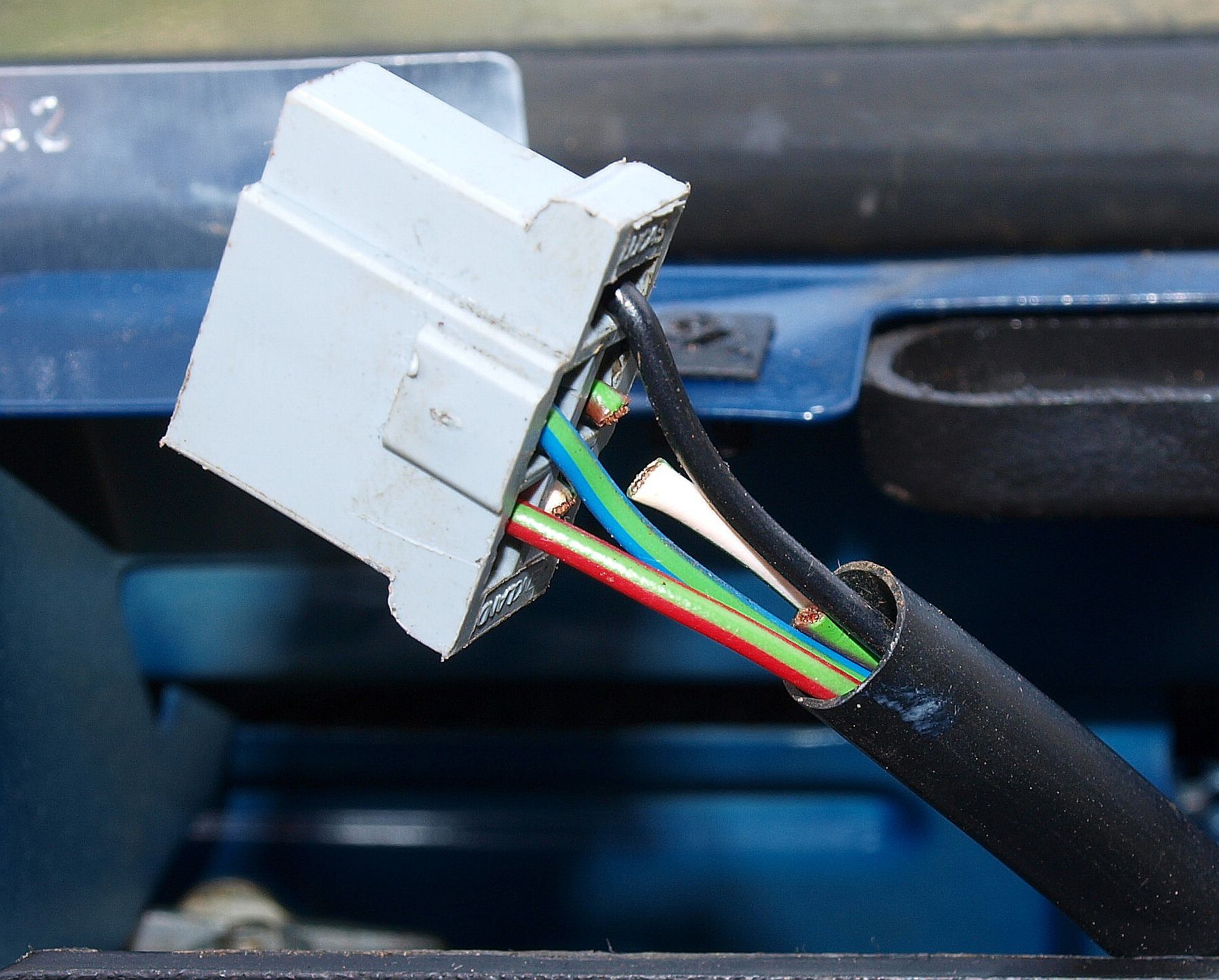 plug2.jpg