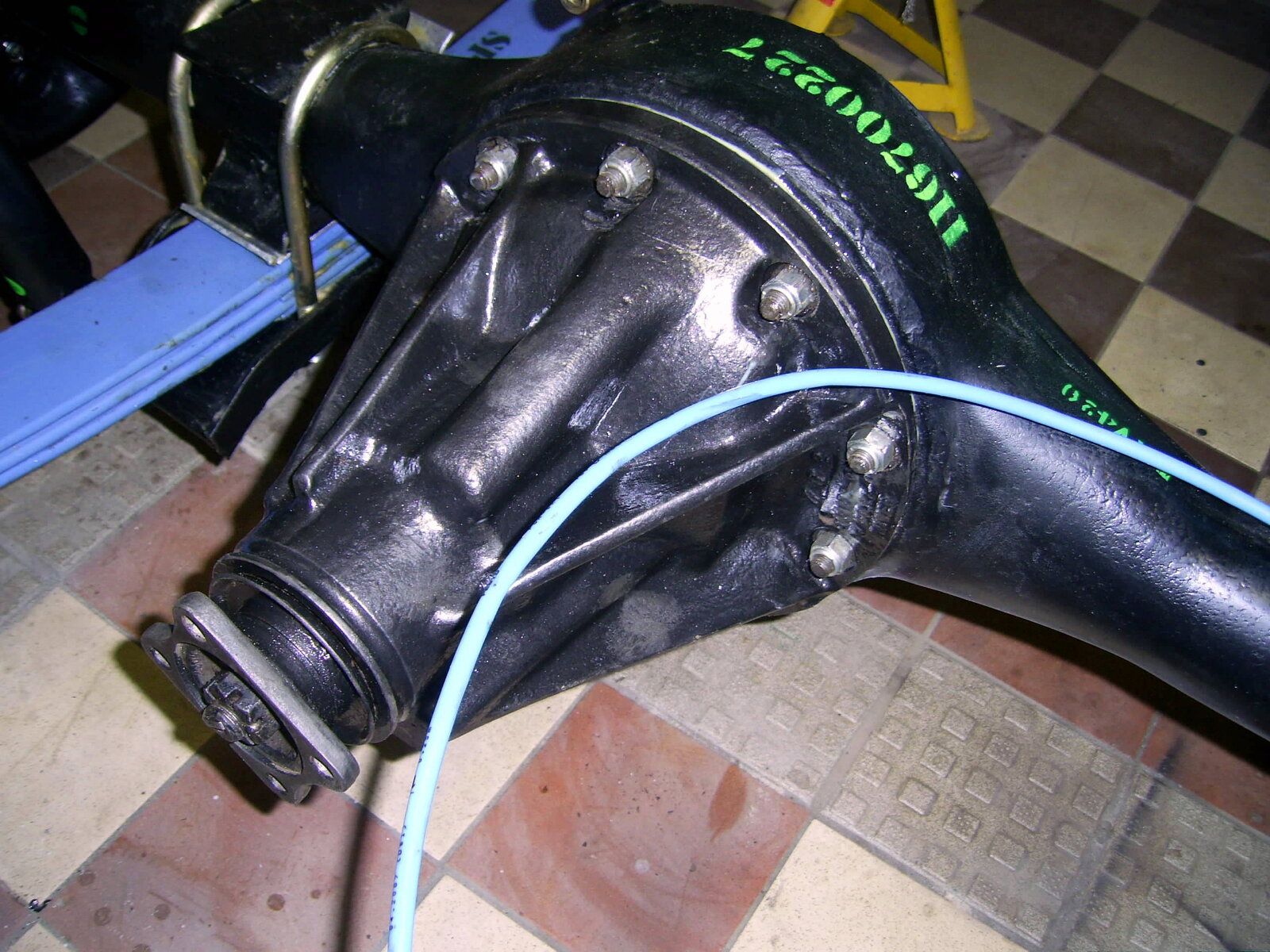rear diff fitted 6 5 13.JPG