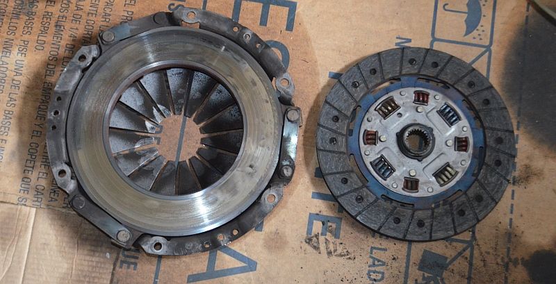 Red Landy clutch kit from original engine.jpg