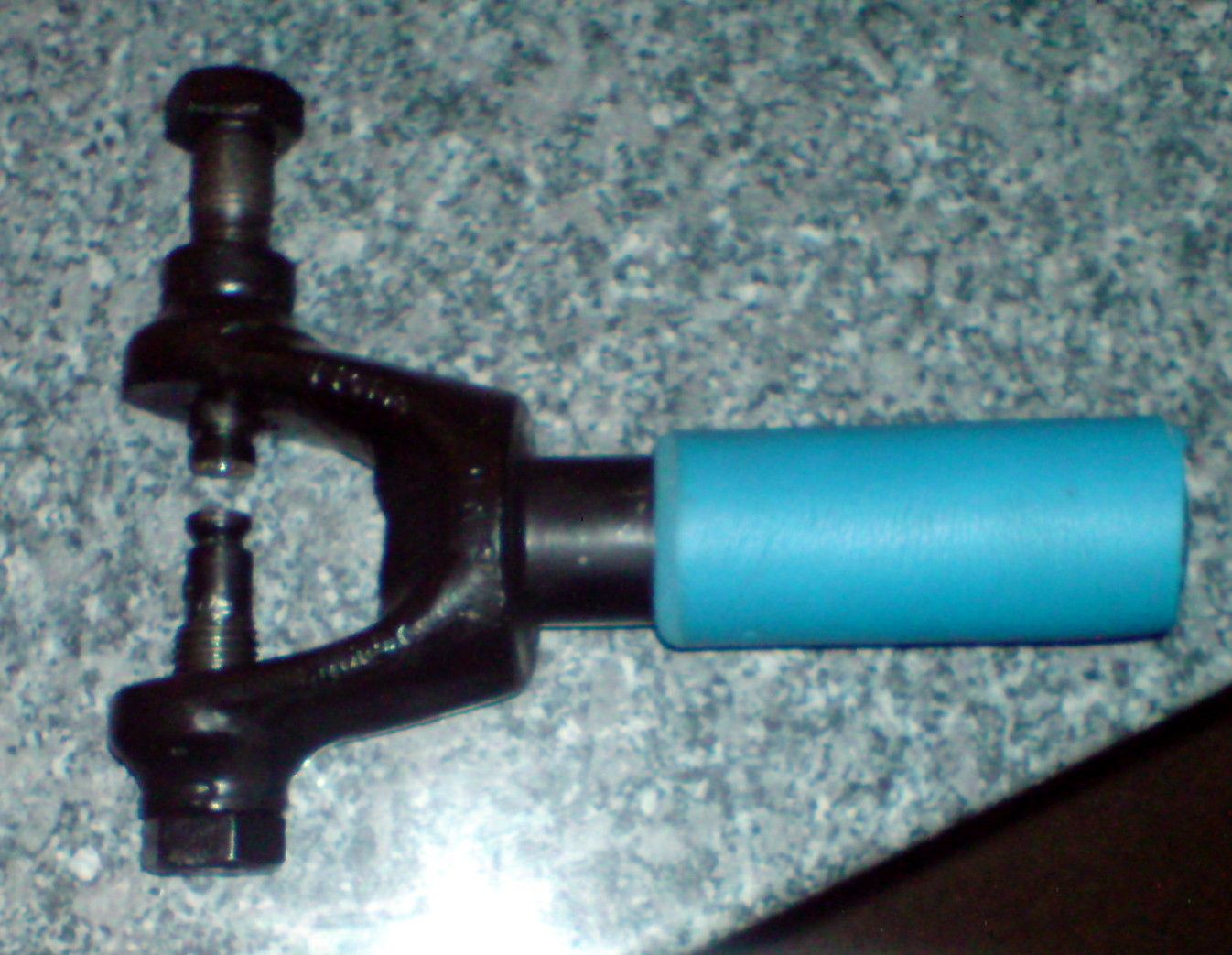 rivet clamp 1.JPG