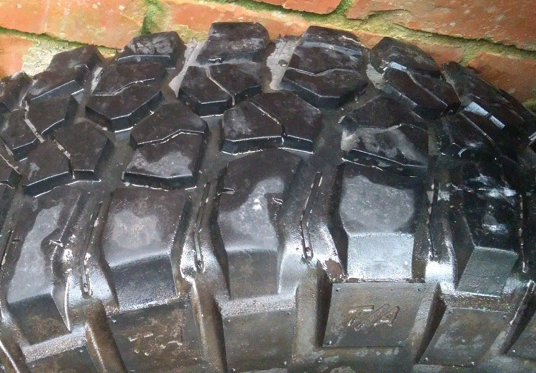 Tyre4.GIF