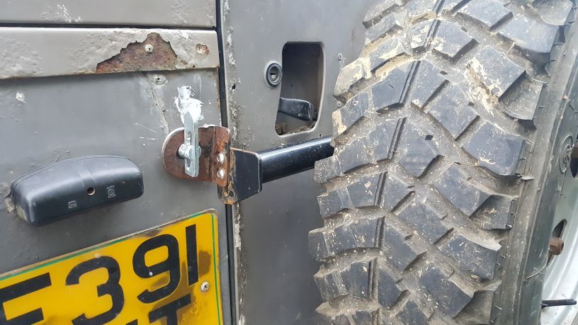 WheelCarrier04.jpg