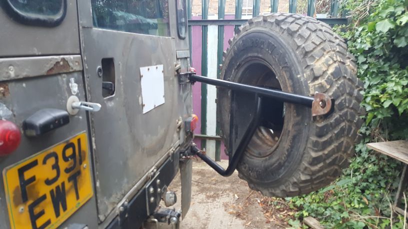 WheelCarrier05.jpg