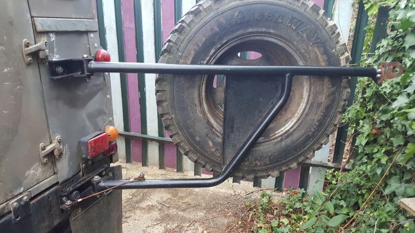WheelCarrier06.jpg