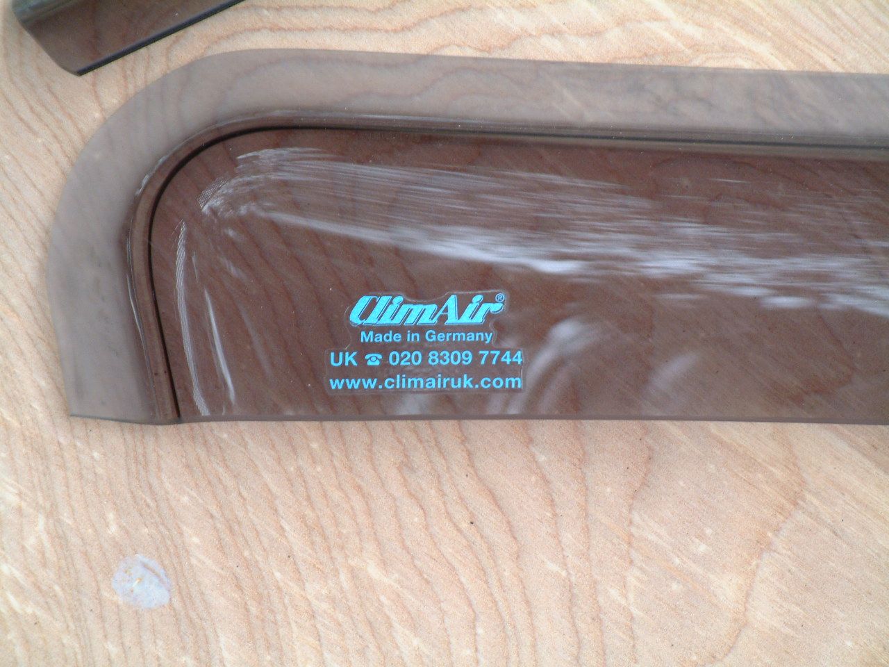 WIND DEFLECTOR 2.JPG