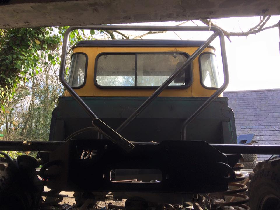 yellow 90 rollcage rear good.jpg