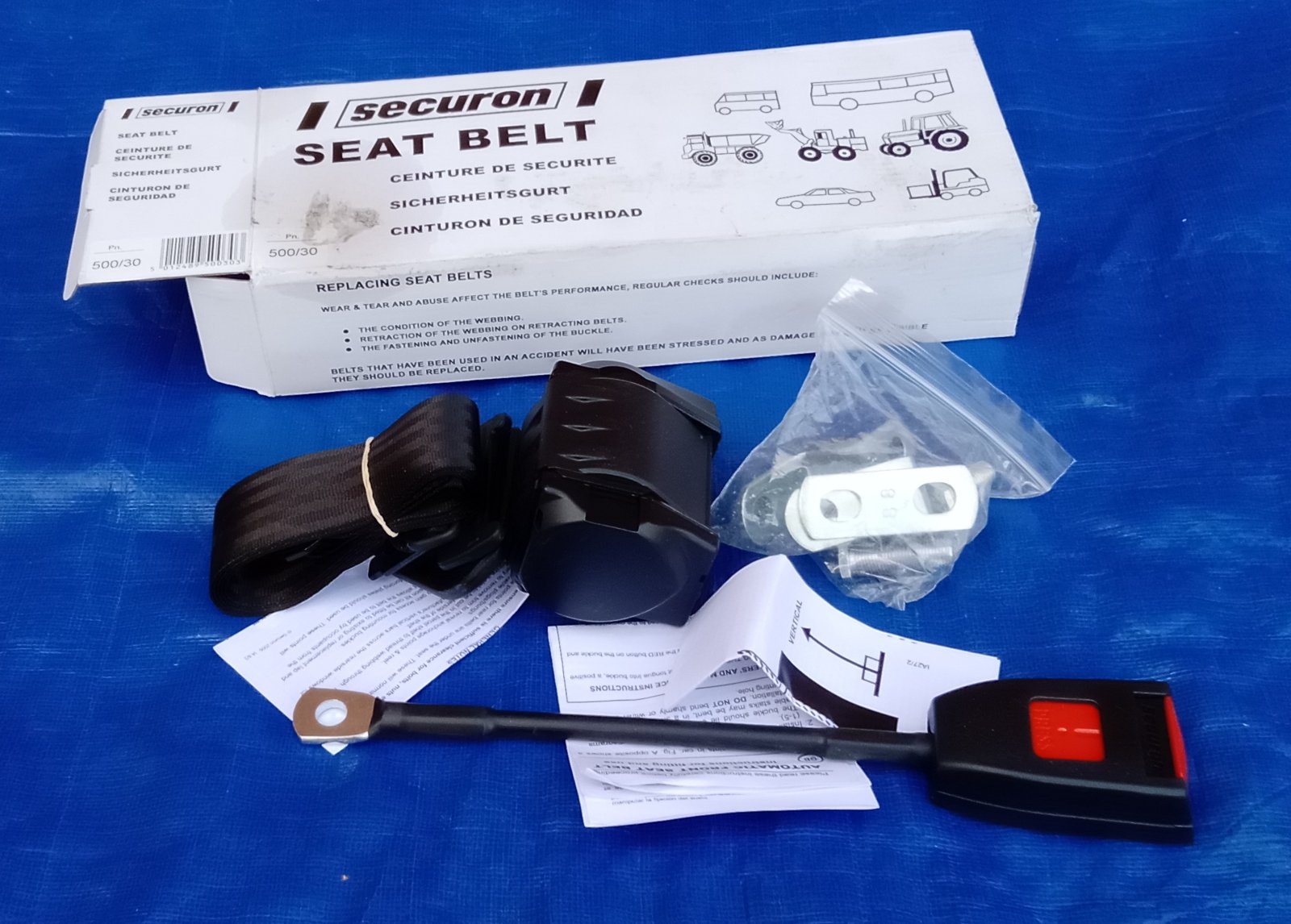011 SEATBELT 2.jpg
