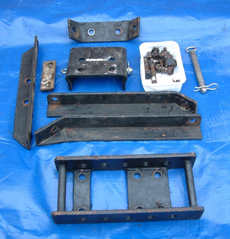012 DB ADJUSTABLE HEIGHT HITCH.JPG