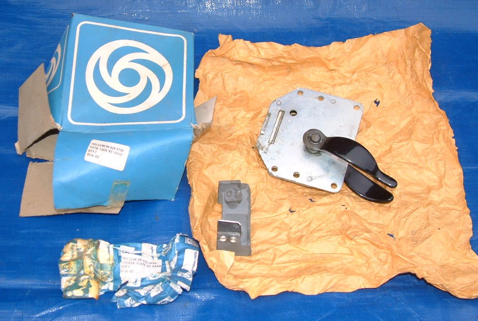 024 DOOR HANDLE AND STRIKER PLATE 2.JPG