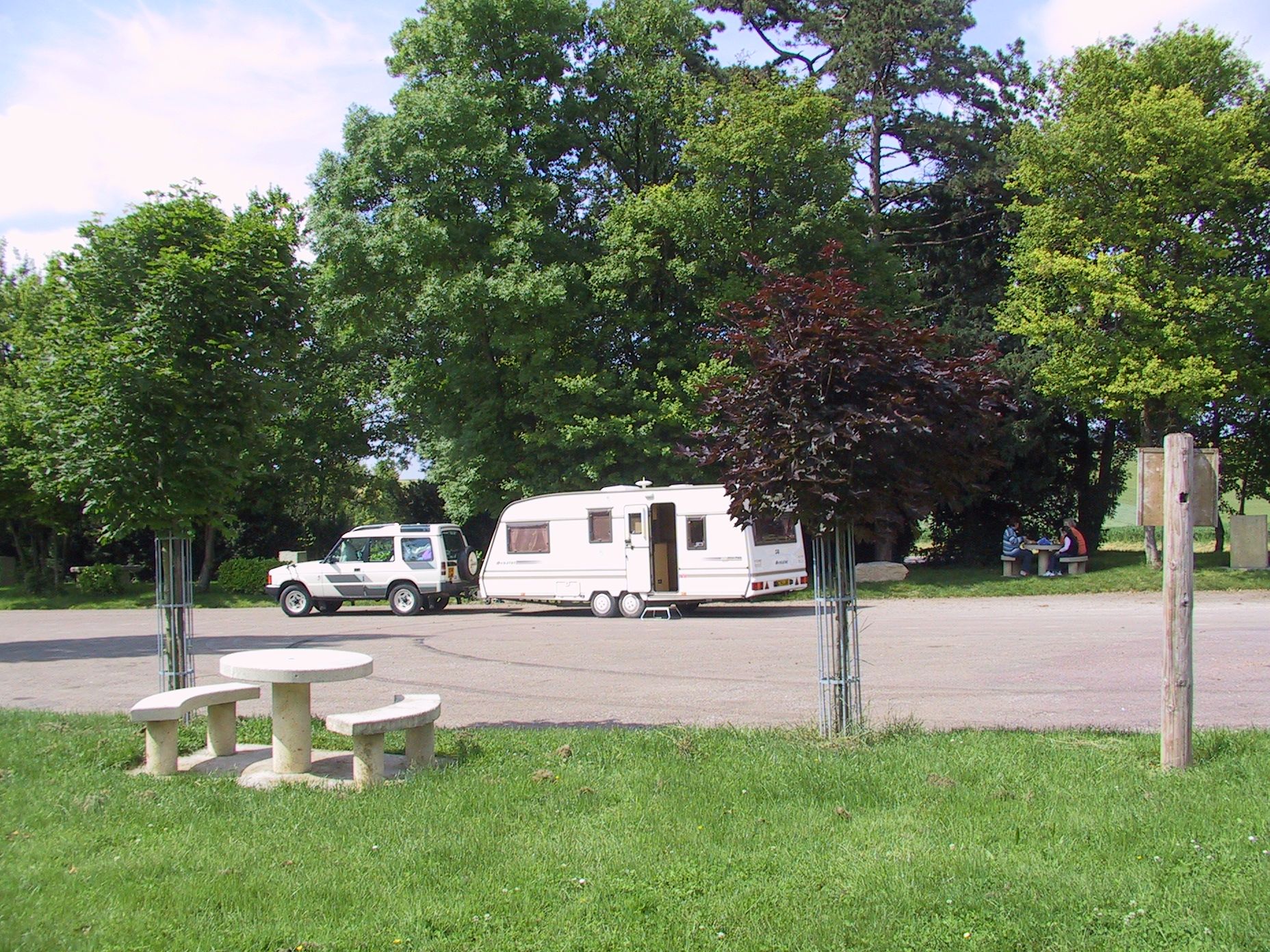 102-0242_IMG.JPG