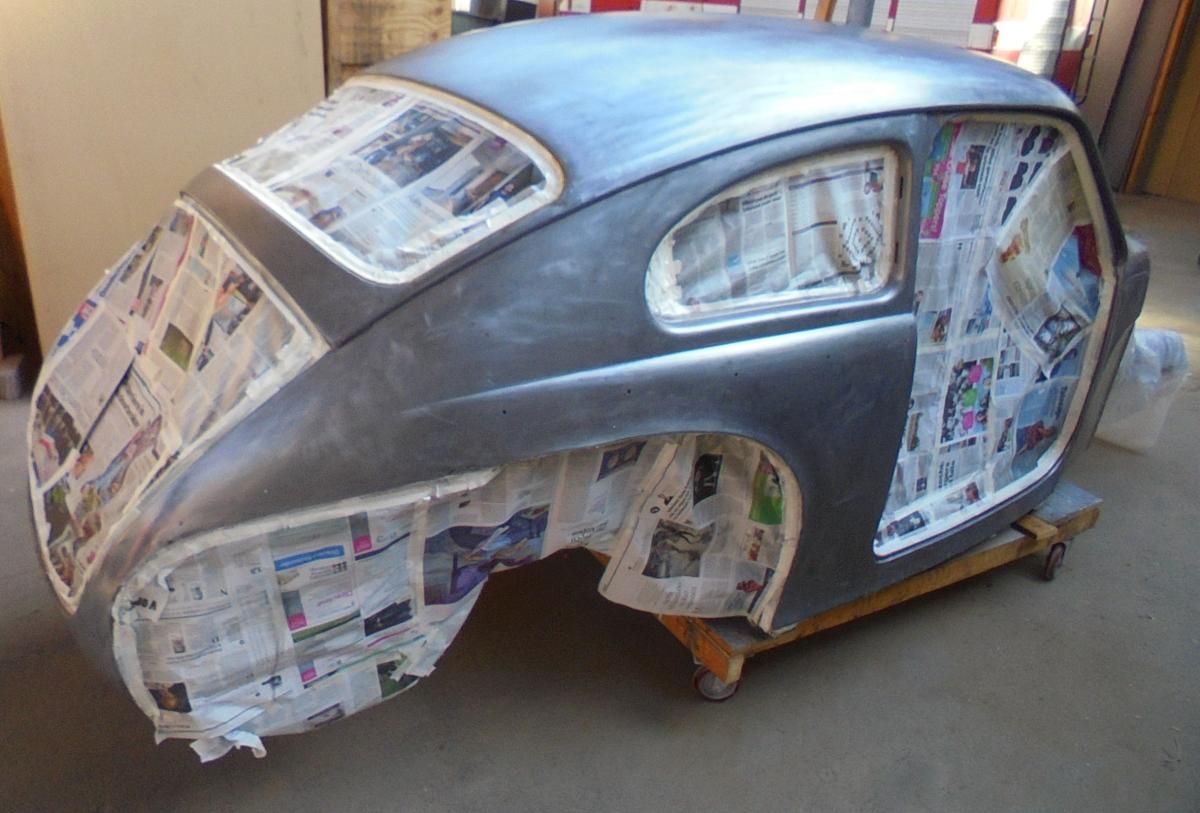 1961 Volvo pv544 body in matt clear coat1.JPG