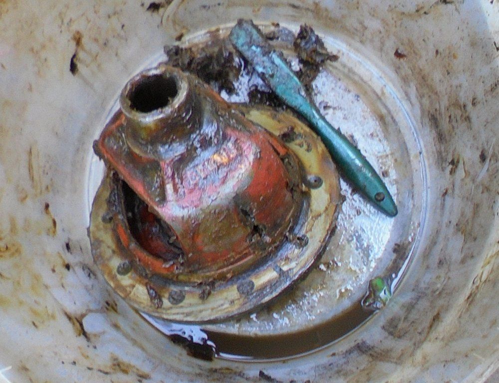 1965 series 2a station wagon degreasing new differential cage1.JPG