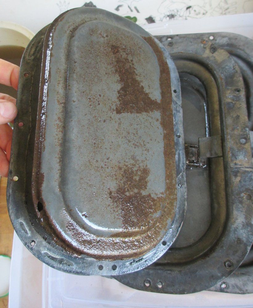 1965 series 2a station wagon derusting roof vents after one night2.JPG