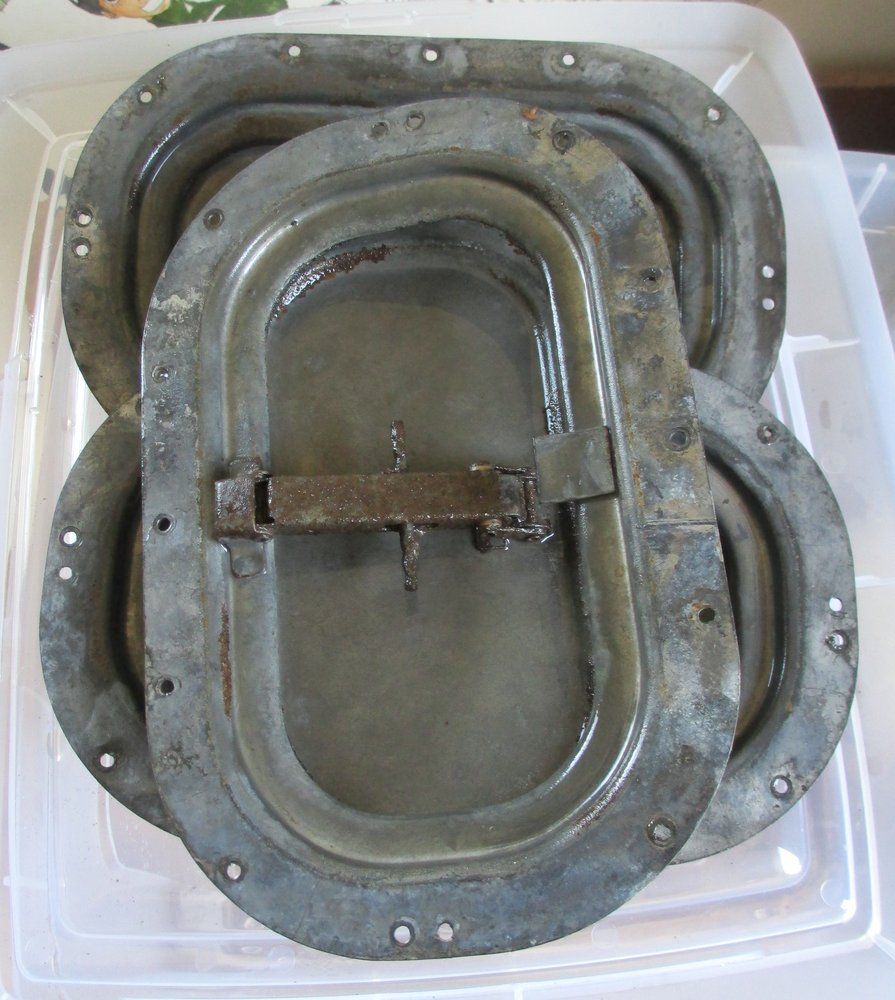 1965 series 2a station wagon derusting roof vents after one night3.JPG