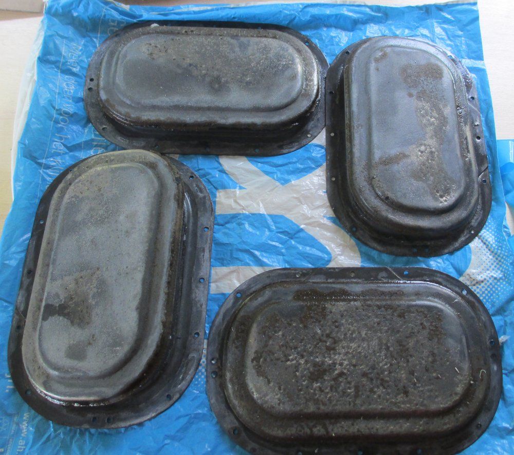 1965 series 2a station wagon derusting safari roof vents 36 hours1.JPG